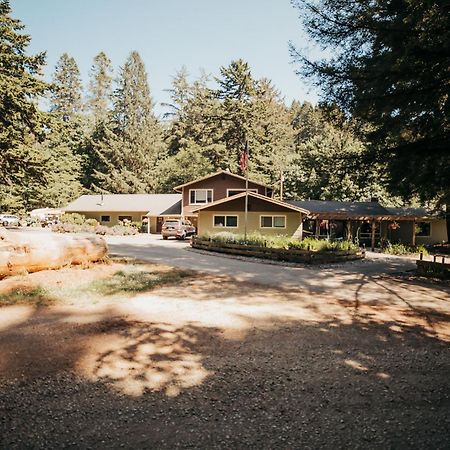 Taylor Creek Lodge Gold Beach Extérieur photo